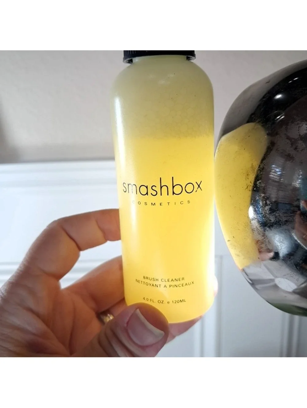 Smashbox cosmetics brush